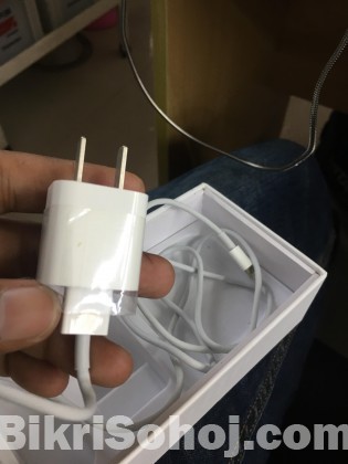 1 Month Used Apple 6S